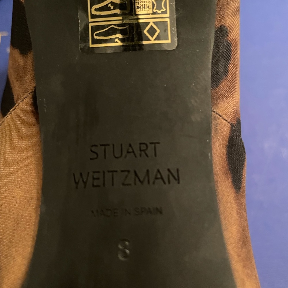 Stuart Weitzman - Picture 4 of 6